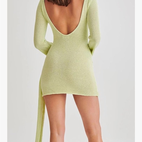 Elegant Lime Green Long Sleeve Dress - Picture 2 of 2